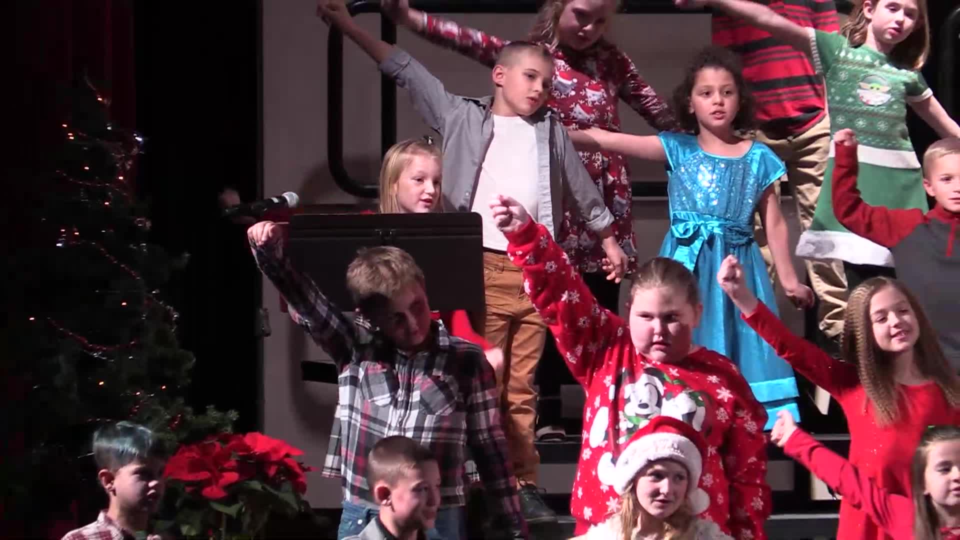 Thumbnail image for Tainter Elem. 2nd Grade Winter Concert - Dec 2021