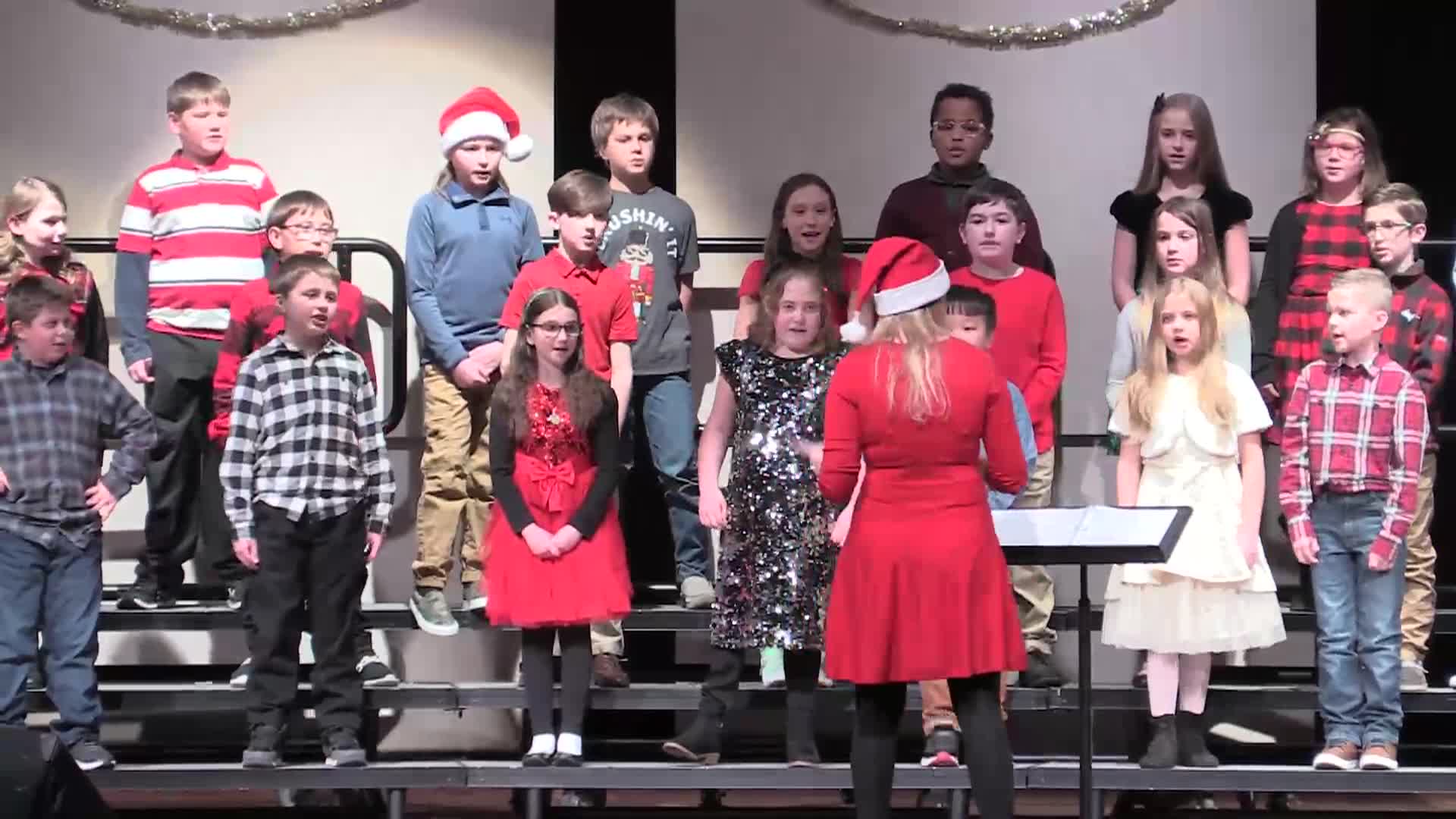 Thumbnail image for Hilltop 4th Grade Winter Concert - December 2021