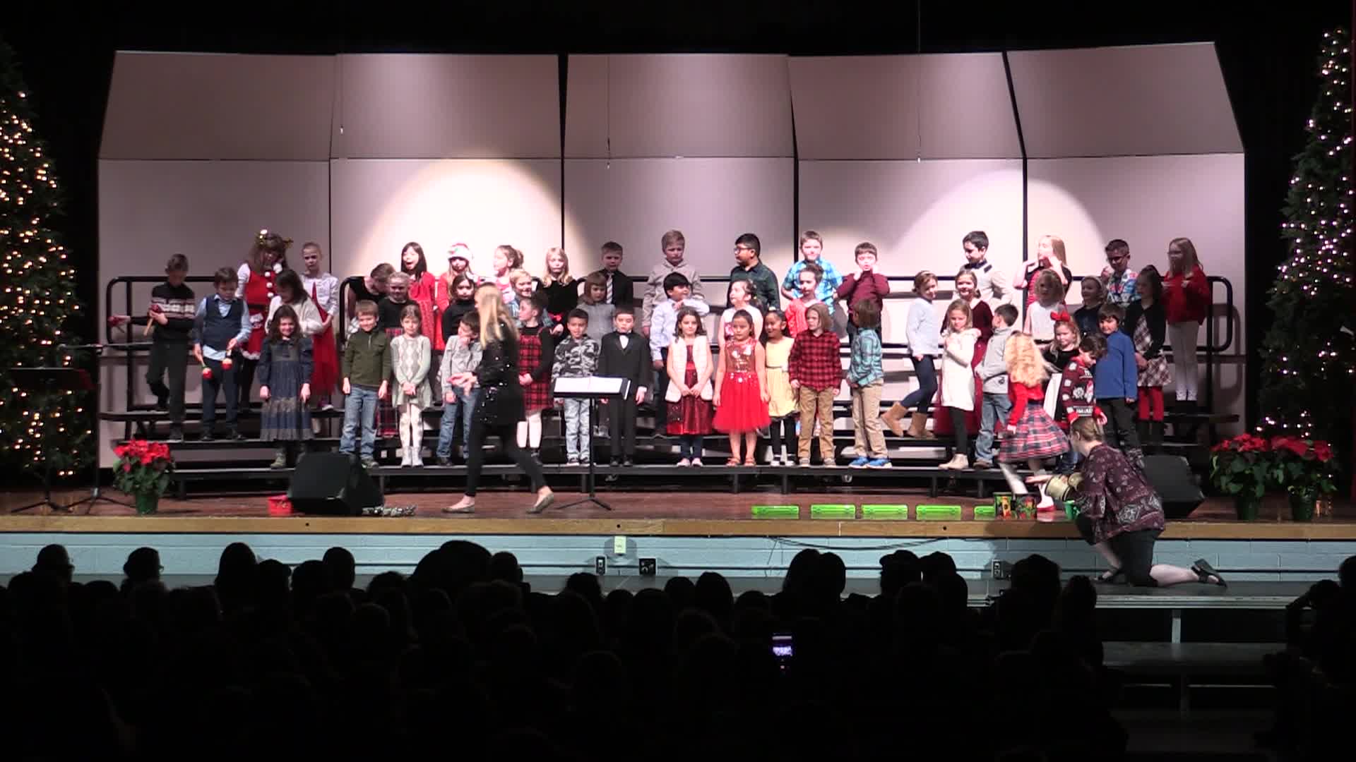 Thumbnail image for Hilltop 2nd Grade Holiday Concert - December 2022
