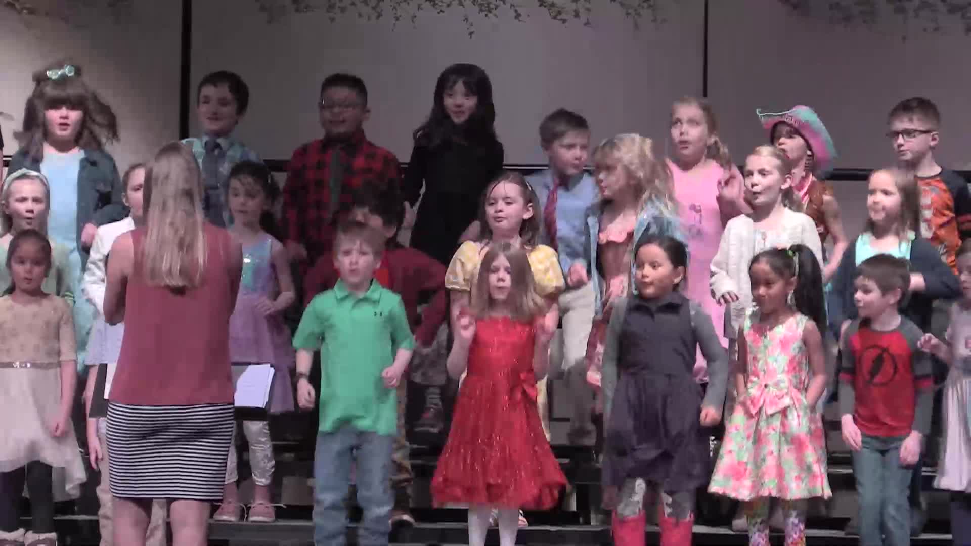 Thumbnail image for Hilltop 1st and 3rd Grade Concert - Spring 2022